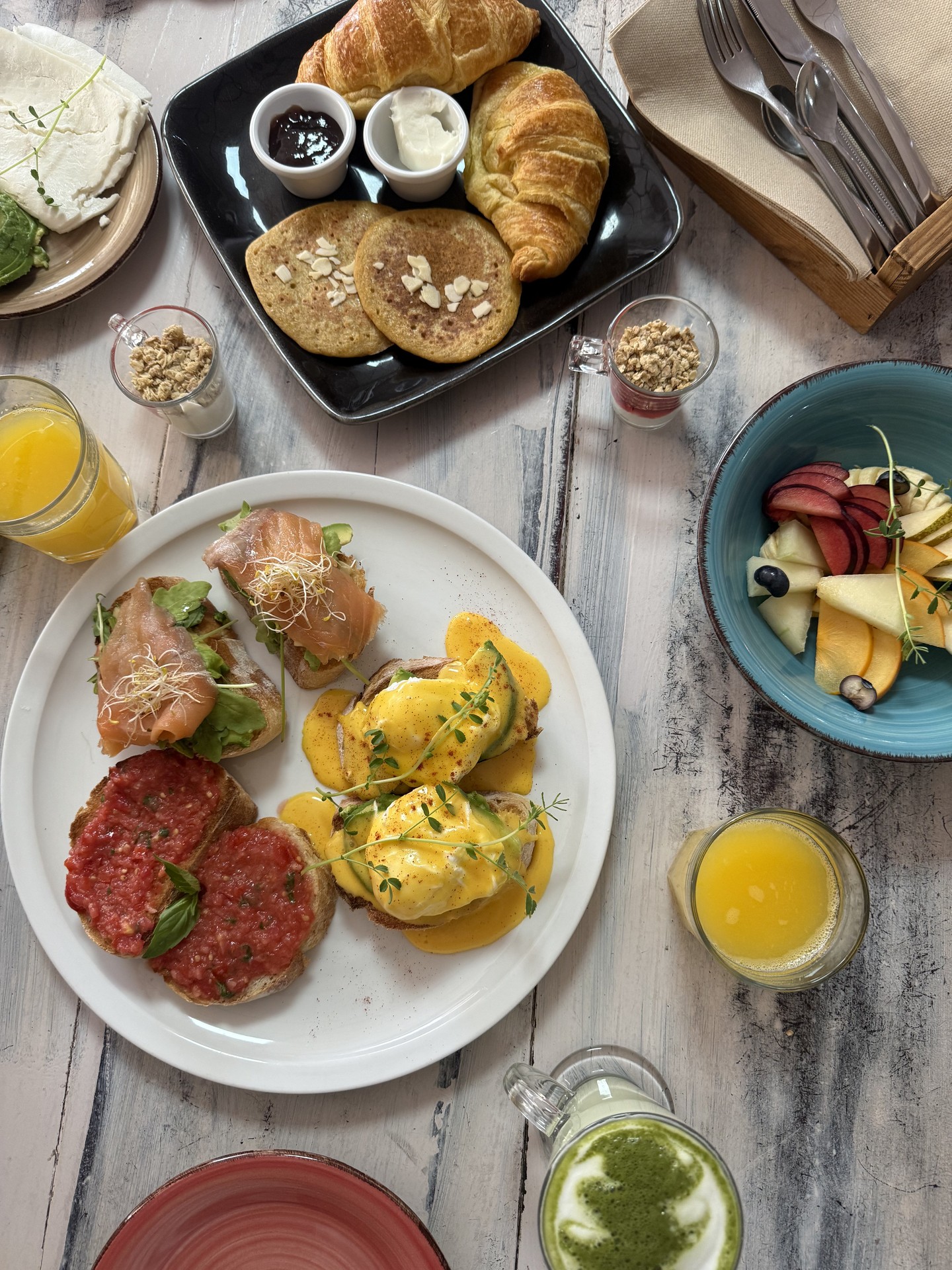 Simple coffee brunch