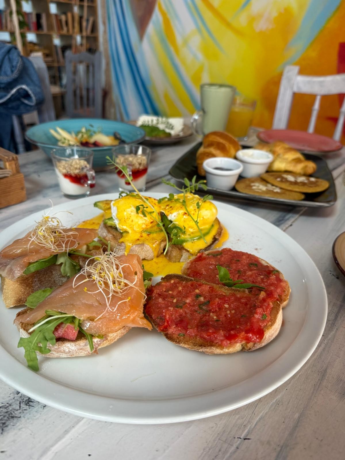 Simple coffee brunch