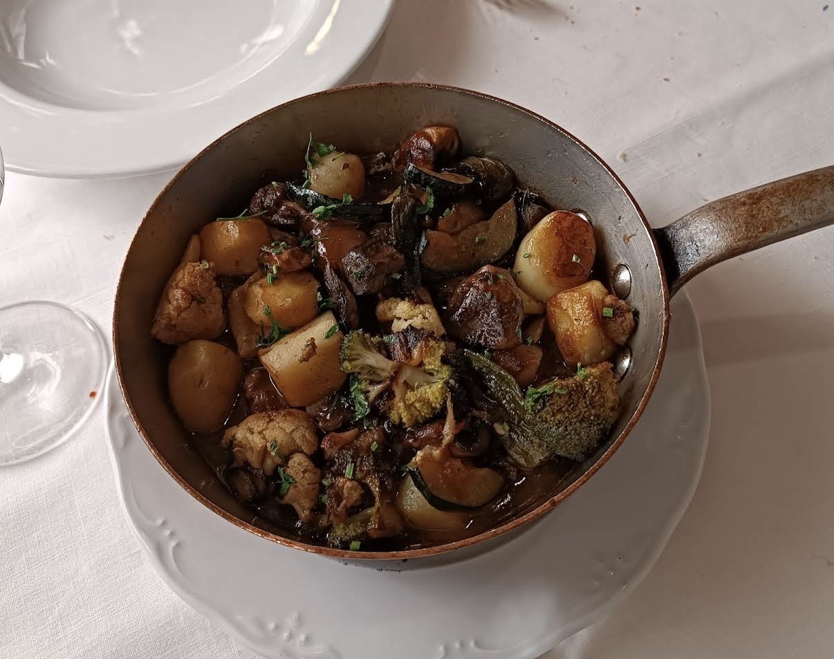 Mesón El Drago │ Restaurante en Tegueste de comida canaria de Tenerife
