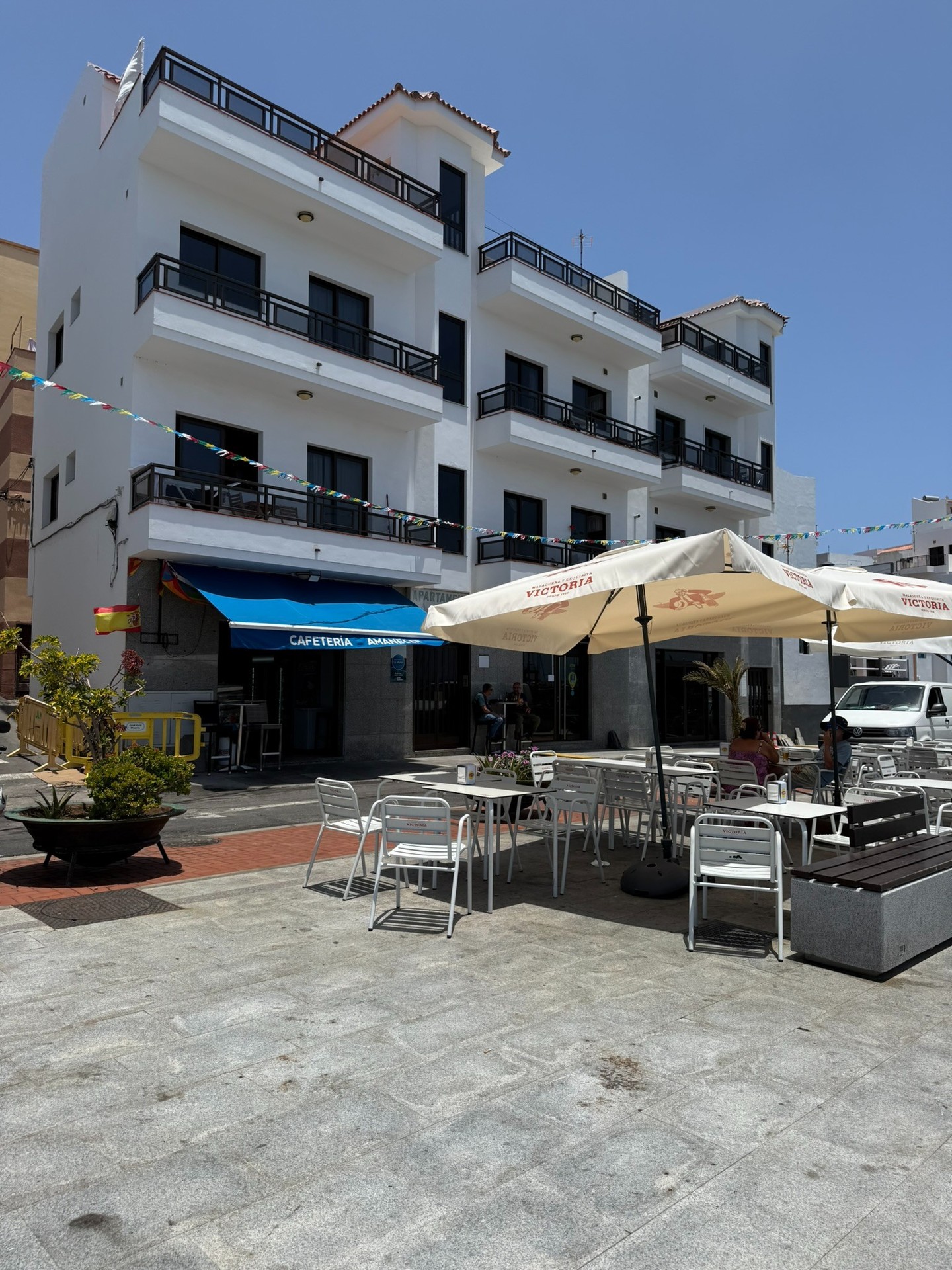 Cafetería Amanecer