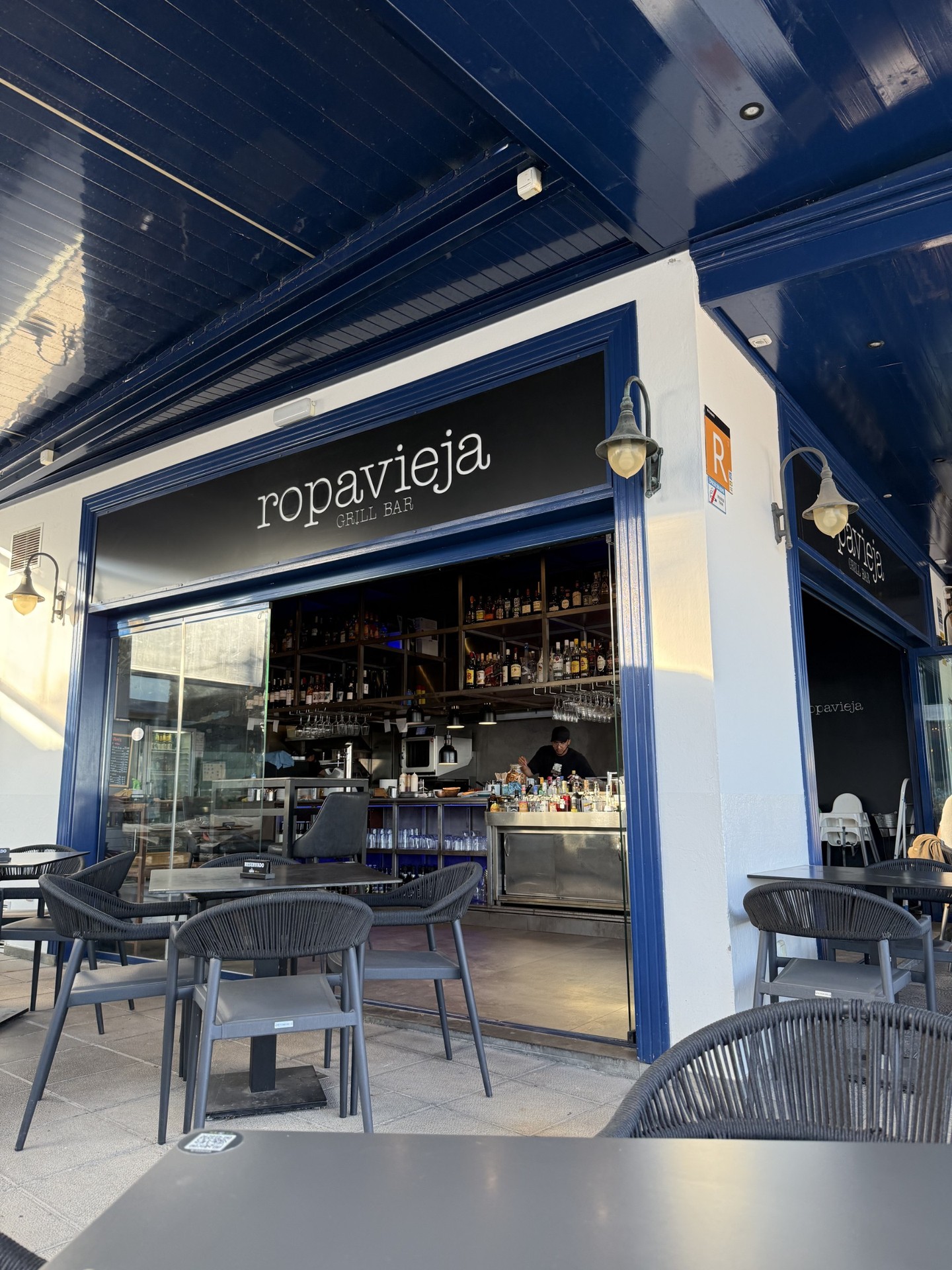Ropa vieja Grill bar
