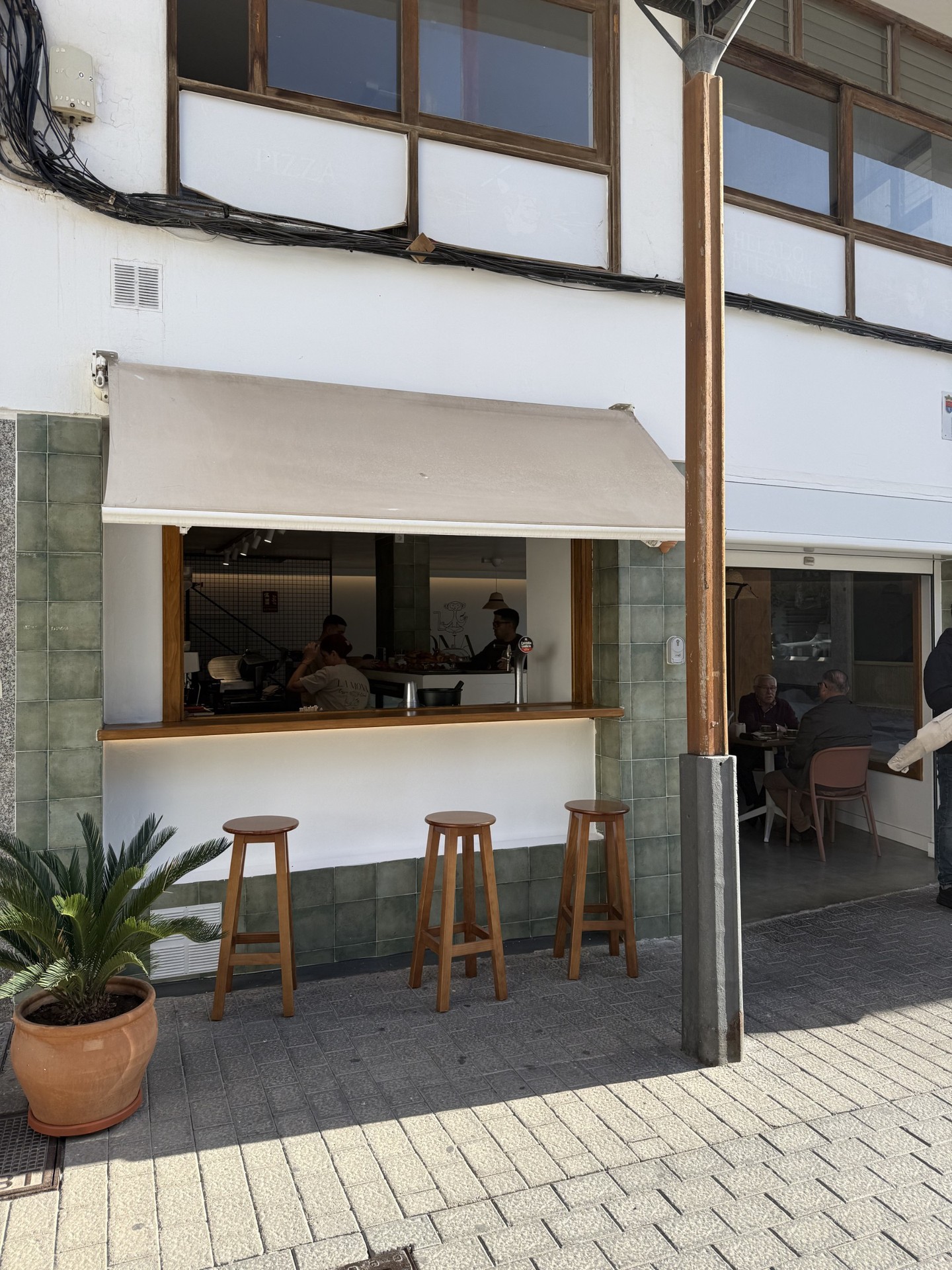 La Mona