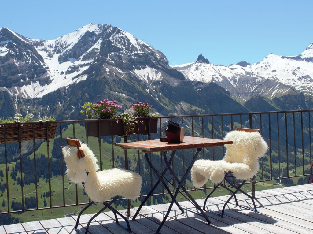 Tschentenalp Restaurant Terasse