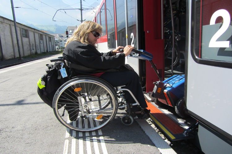 Rollstuhl Engelberg Einstieg