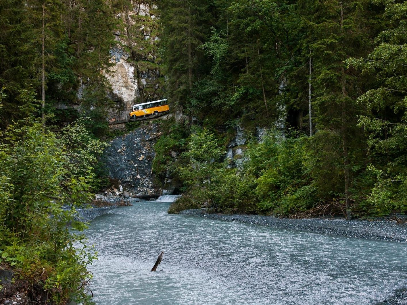  Postauto in Griesalp