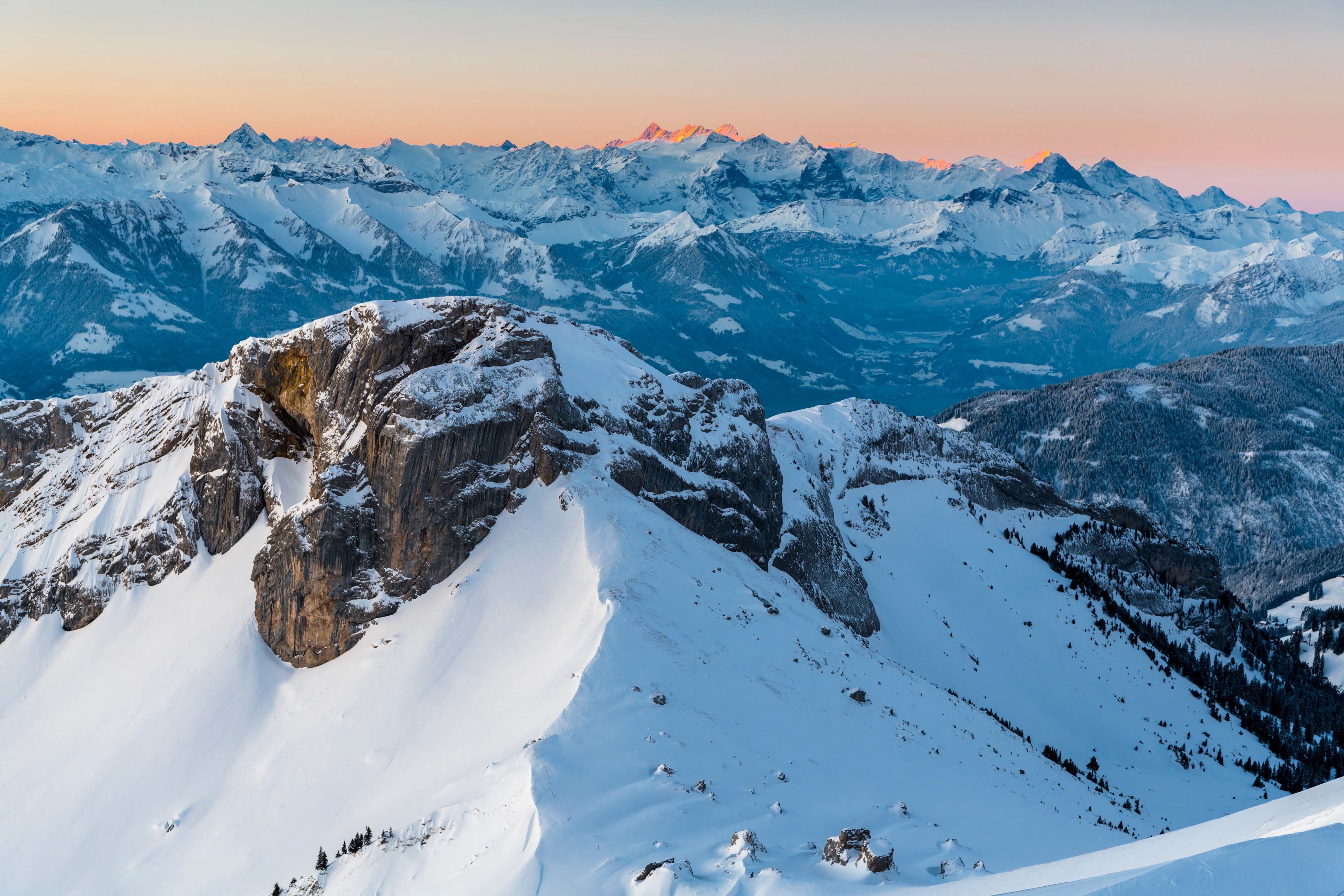 Pilatus Orange Morgenstimmung Blick Matthorn