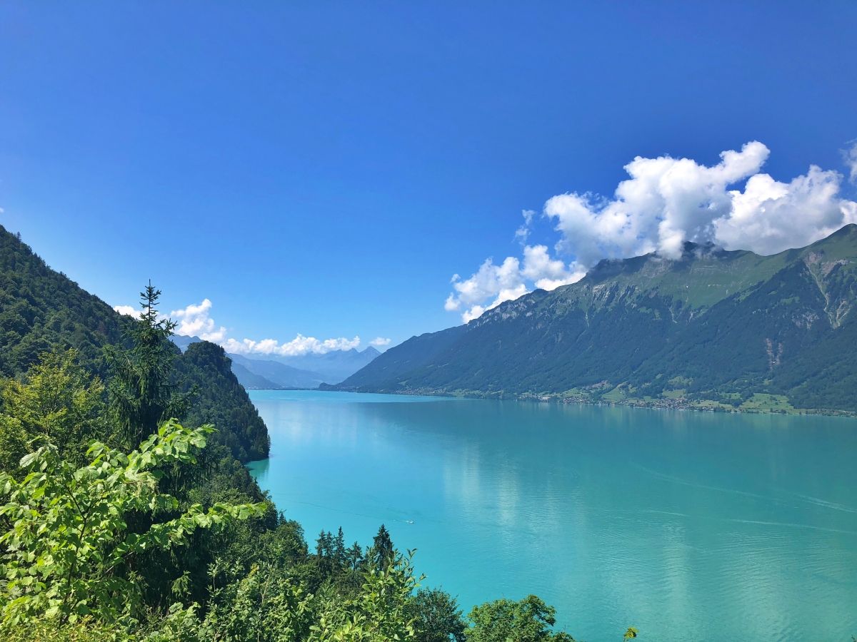 The 13 Largest Lakes In Switzerland Swiss Activities