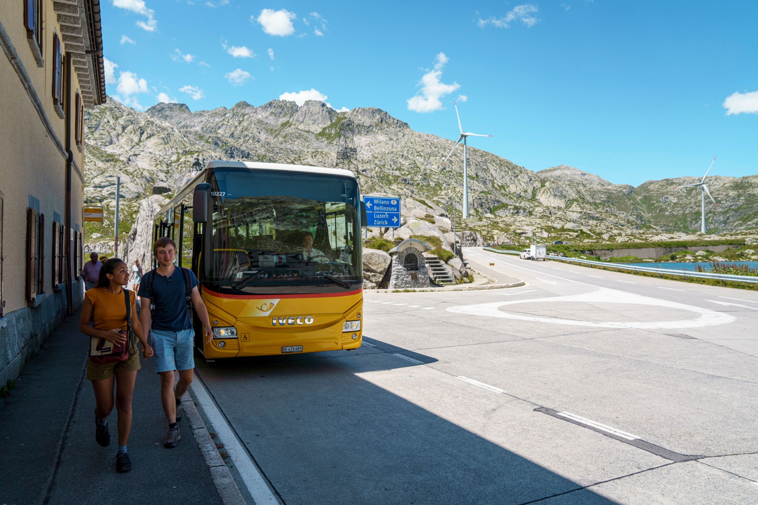 Luganersee Bus Gotthard Pass