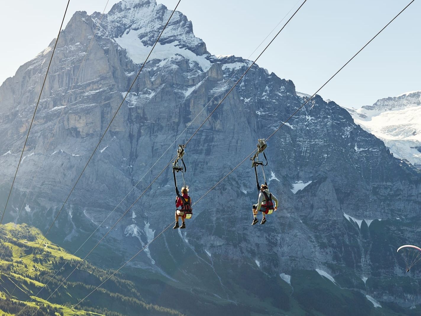 Familie Ausflug Schweiz Grindelwald First Flieger Tyrolienne