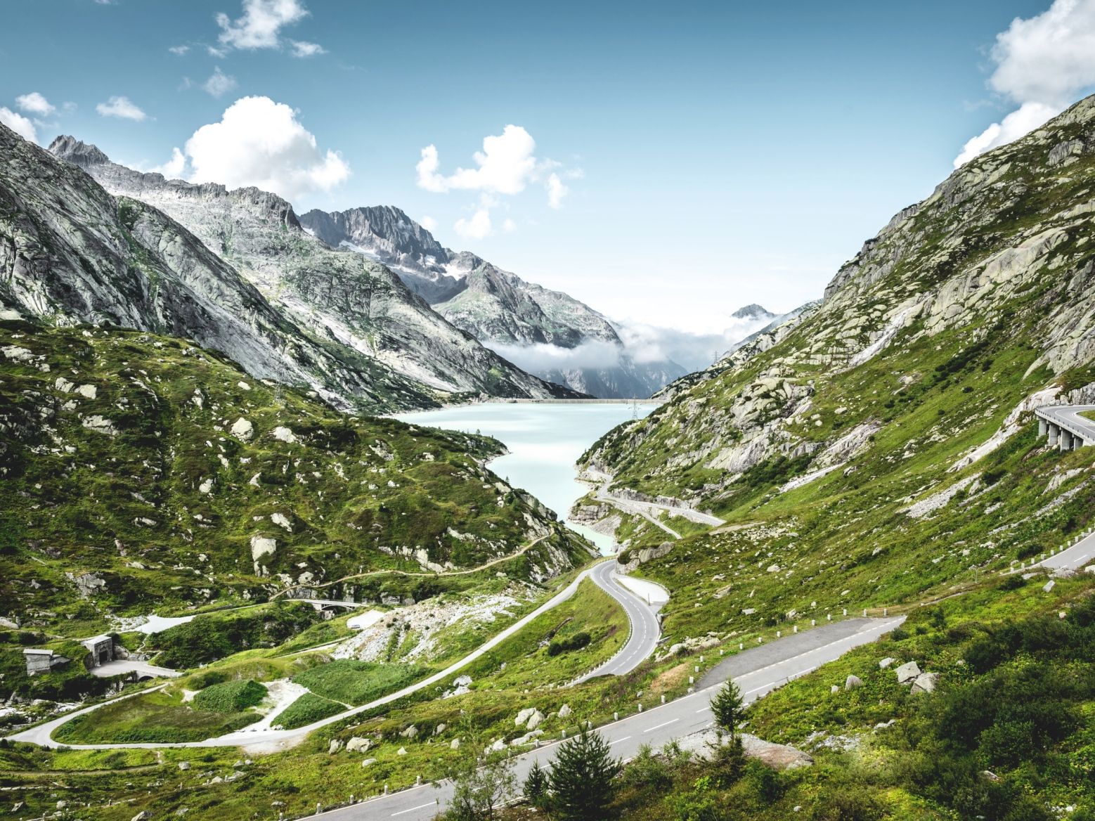 Postauto Grimselpass