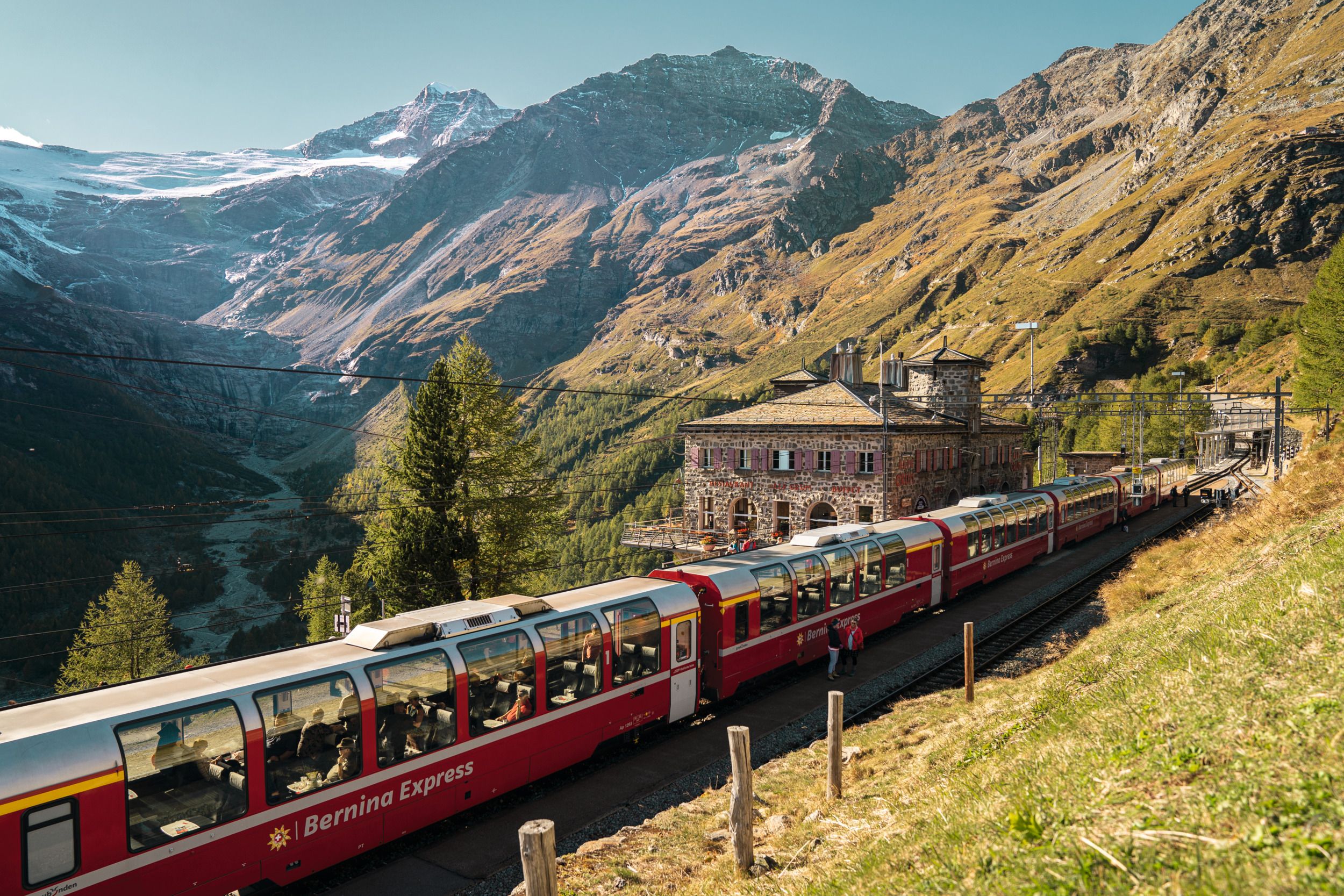 Bernina Express - is a ride on the 2023 panorama train worth it? | Swiss  Activities