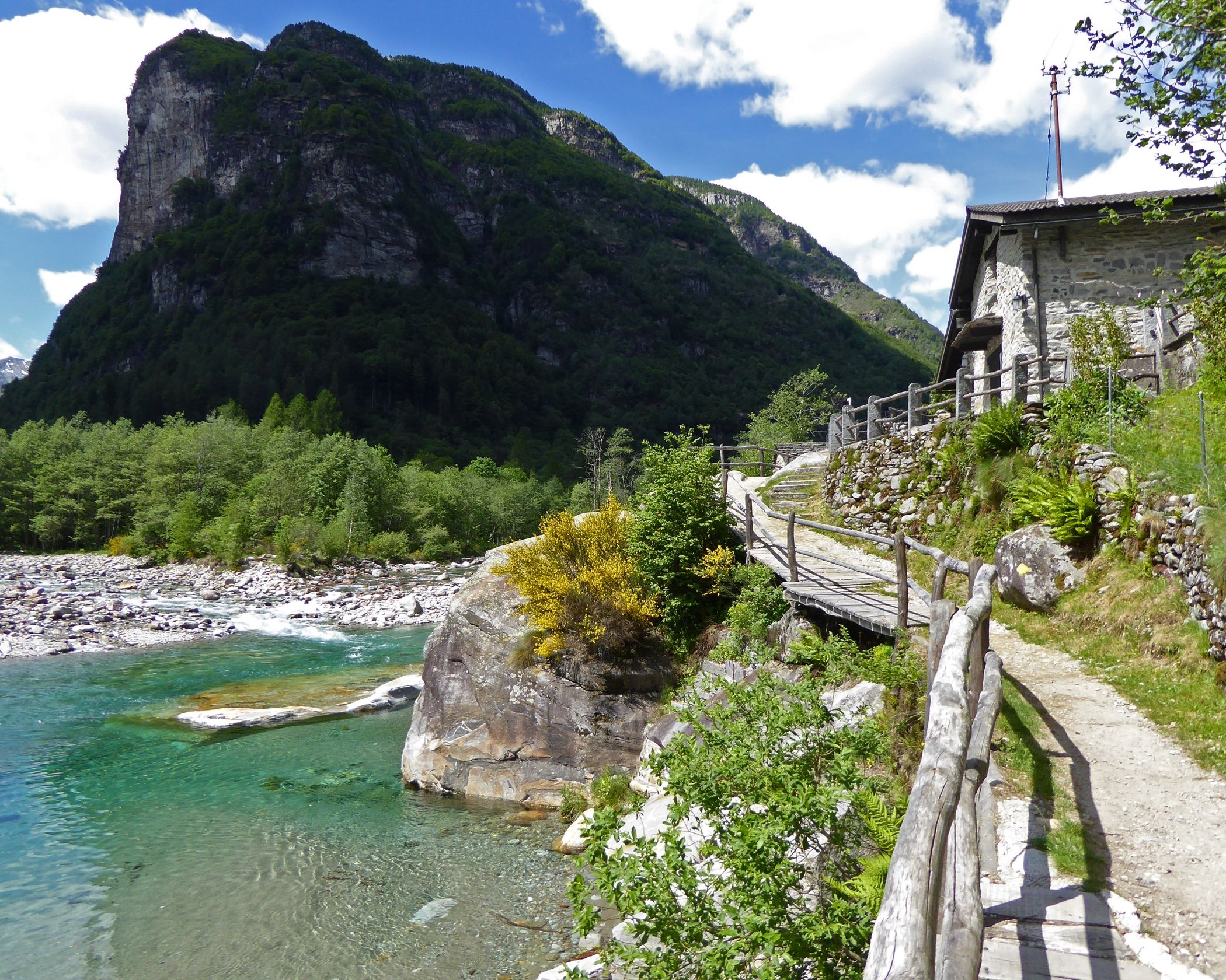 Wandern Schweiz Verzascatal