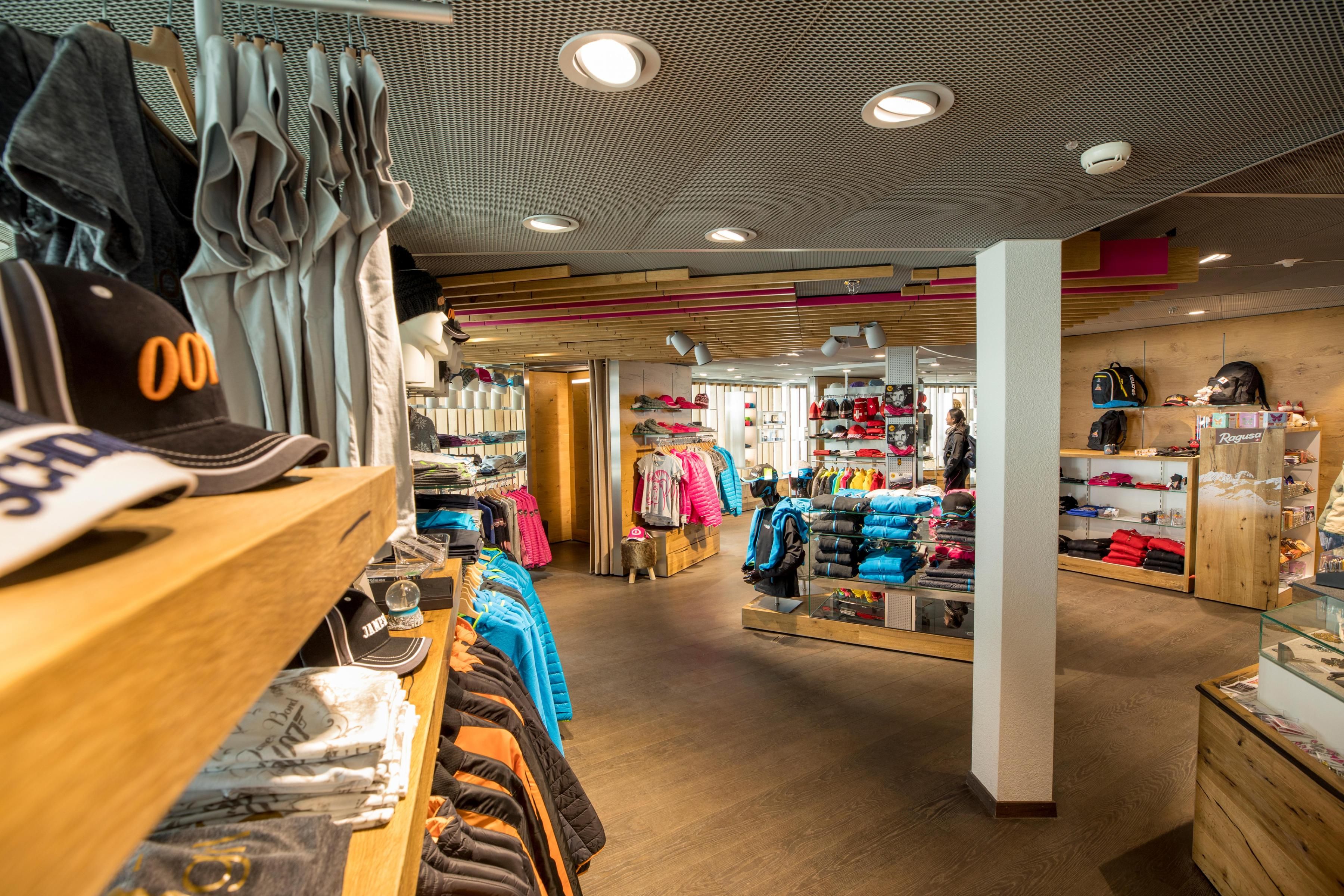 Schilthorn Skyline Topshop
