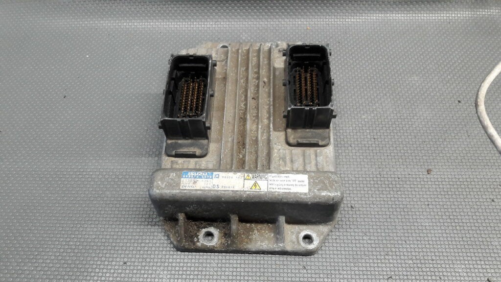 898074-1470 Sterownik silnika Opel Meriva 1,7
