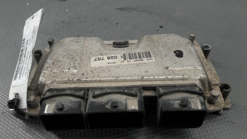 0261206246 Sterownik Silnika Peugeot 106 II 101 03R
