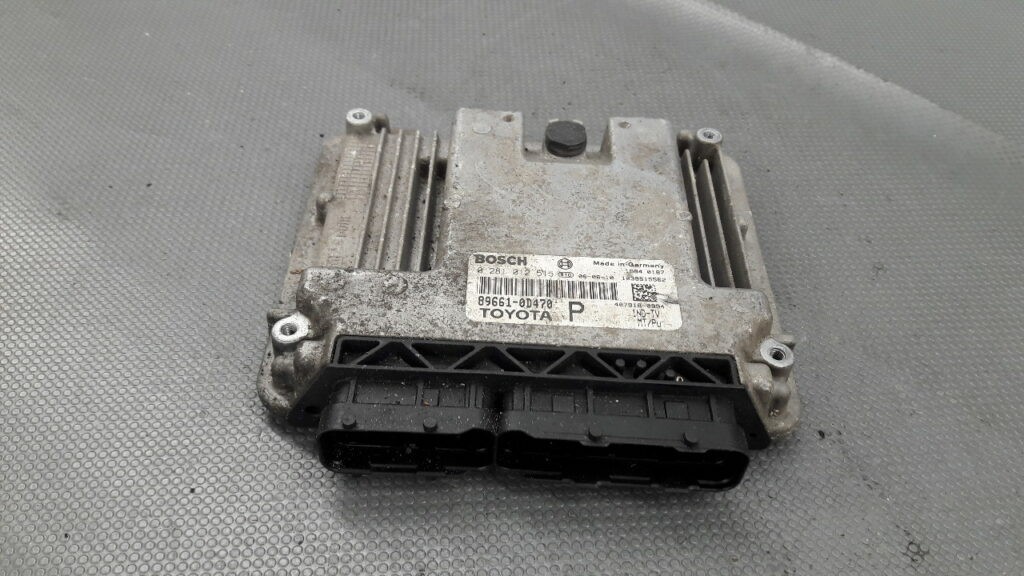 0281012515 komputer silnika Toyota Yaris II 1.4 D4D