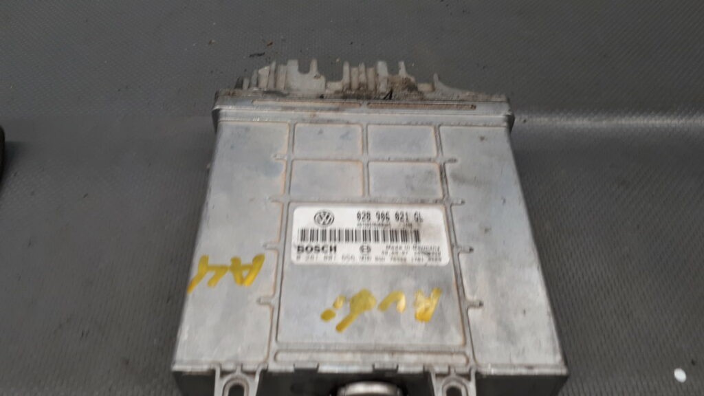 0281001666 Sterownik silnika VW GOLF III 1.9TDI