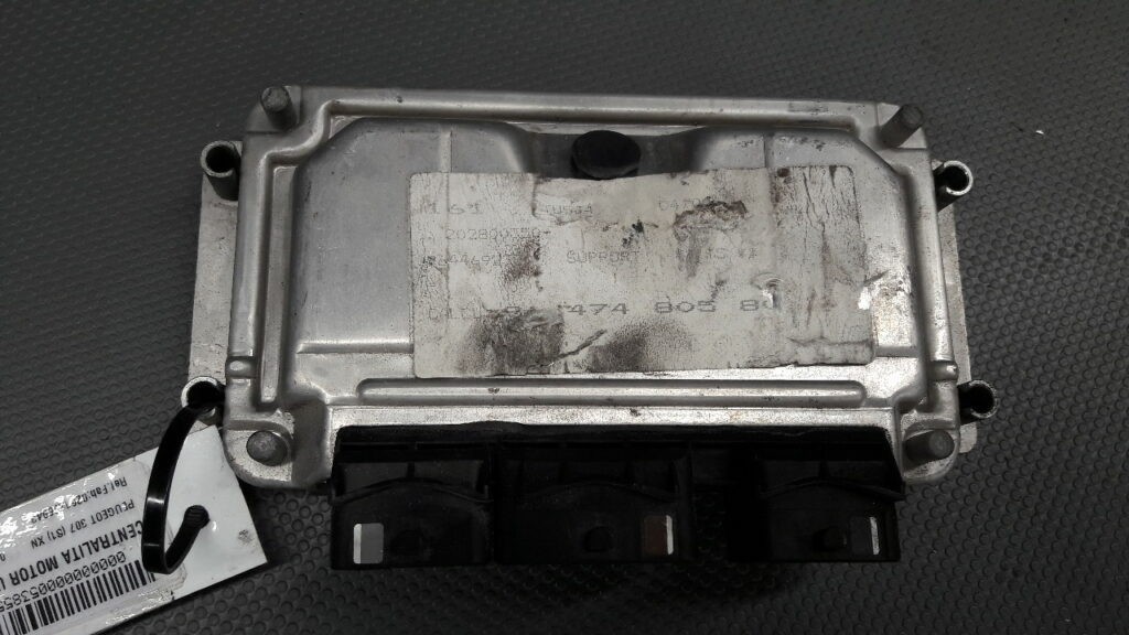 0261206943 sterownik silnika Peugeot 307