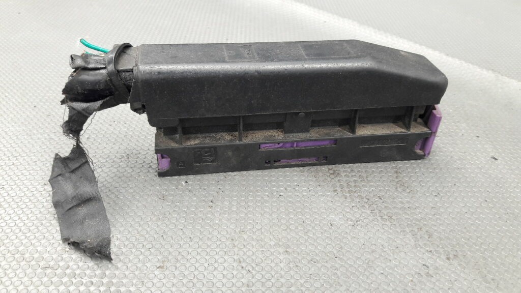 616562000 wtyczka VW Skoda 1.4