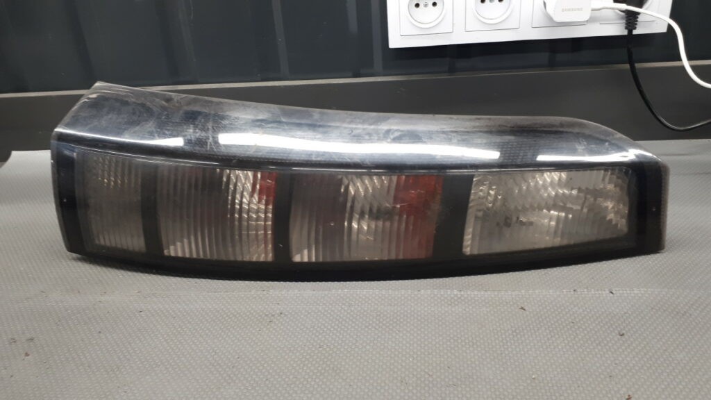 13196002 Lampa prawy tyl Opel Meriva II
