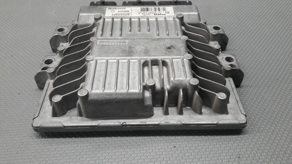 8200565863 Komputer silnika Renault Clio II 1.5DCI  S122326108A