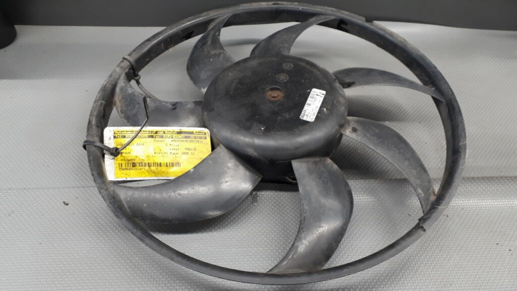 55702179 Wentylator chłodnicy OPEL CORSA D 1.2