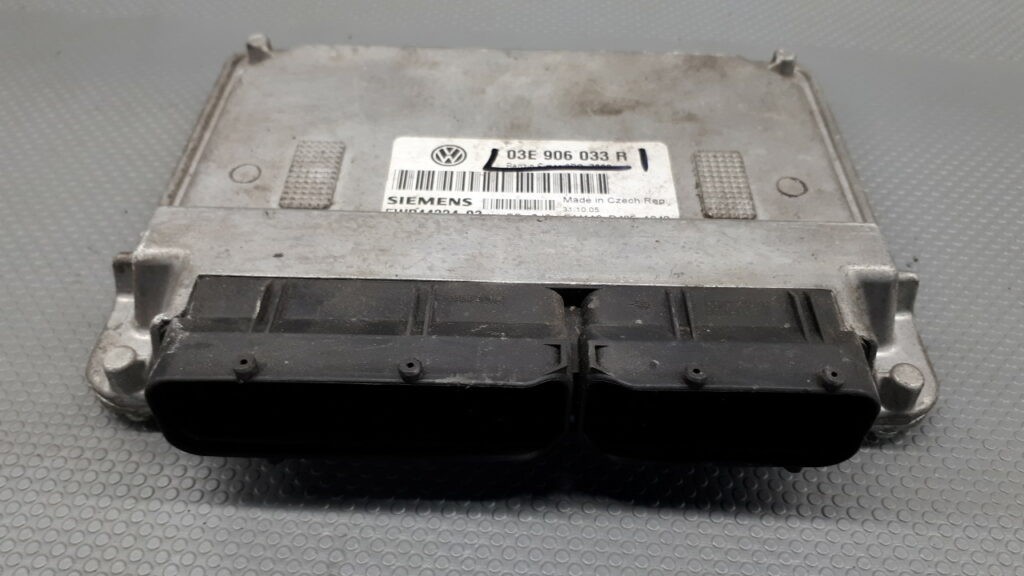03E906033R sterownik silnika VW Polo 1.4