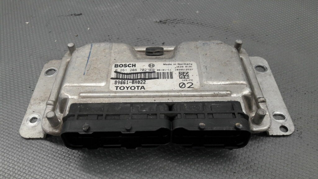 0261208702 Sterownik Silnika Peugeot 107 1,0
