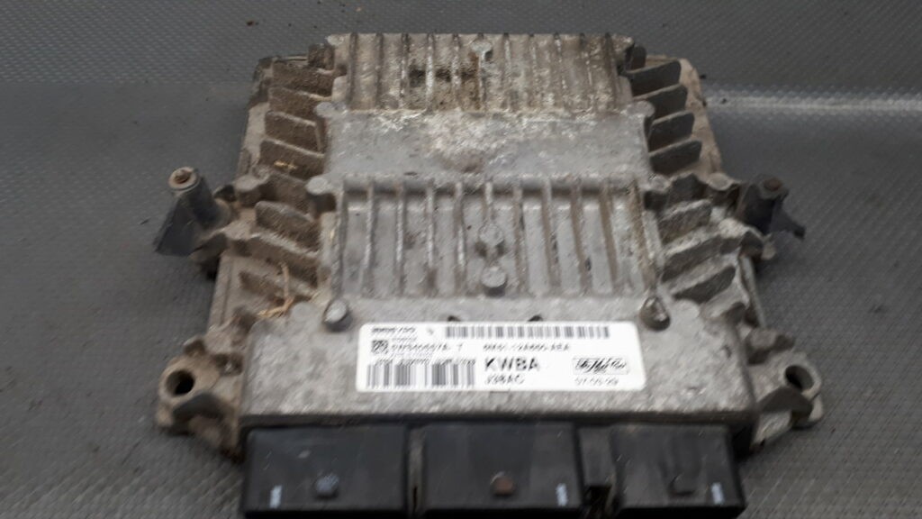 6M51-12A650-AEA sterownik silnika Ford FOCUS MK2 2.0