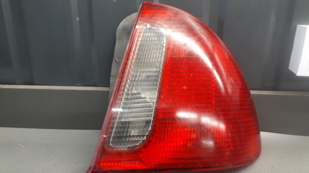 Lampa prawa tylna ROVER 45 03R