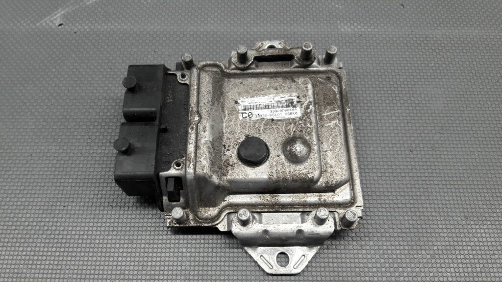33920M68K04 Sterownik silnika Suzuki Alto 1,2
