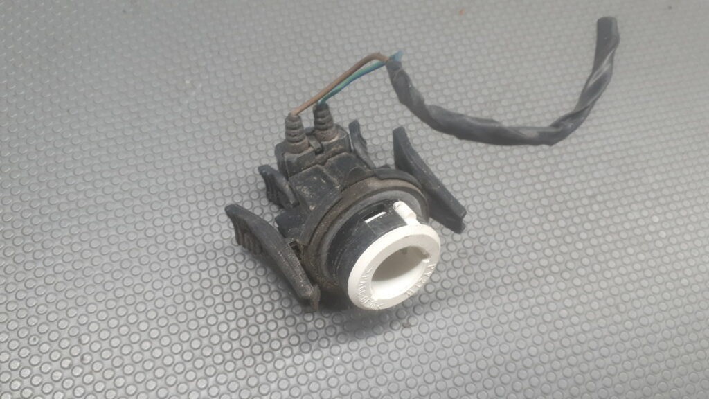 ZB155420 Oprawka kierunkowskazu E36