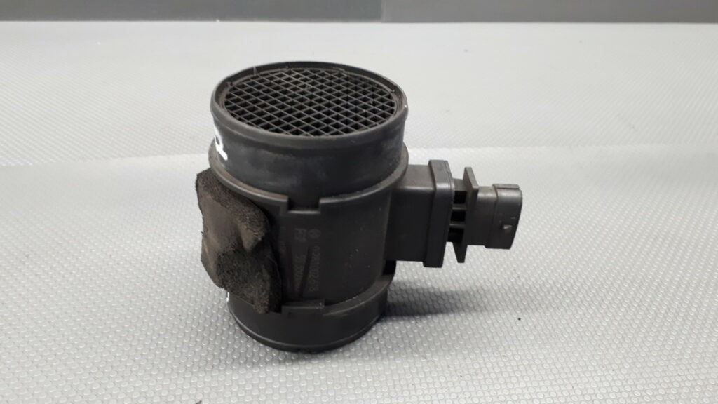 0281002618 55350048 przepływomierz Astra G 1.7CDTI uszko