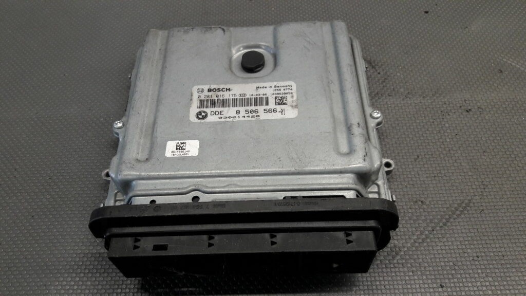 0281016175 Sterownik silnika BMW E90 E91 2,0
