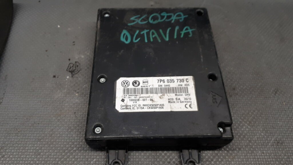 7p6035730c modul bluetooth SKODA SUPERB II 3T
