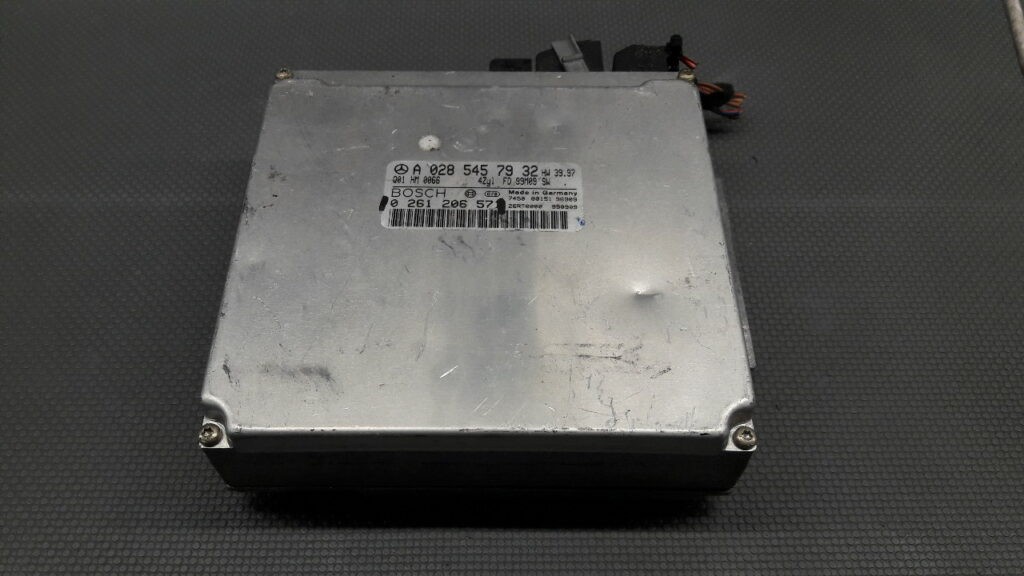 A0285457932 Sterownik silnika Mercedes Kompressor W208 2,3