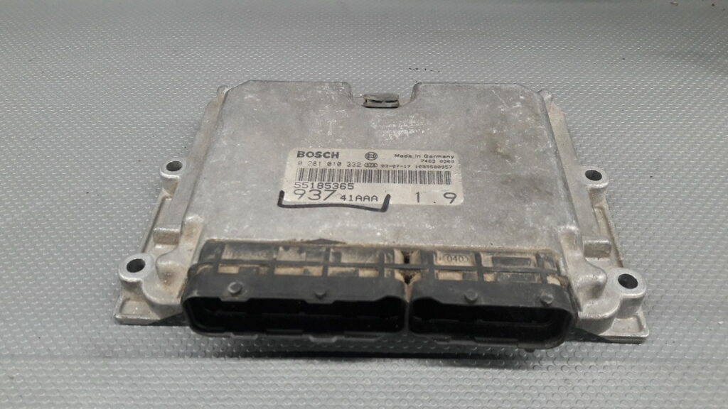0281010332 Sterownik silnika Alfa Romeo 147 1.9 JTD 01r