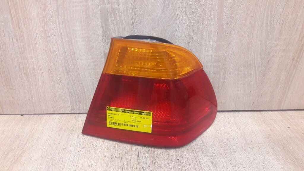 8364922 Lampa prawy tyl BMW E46 Sedan 00r
