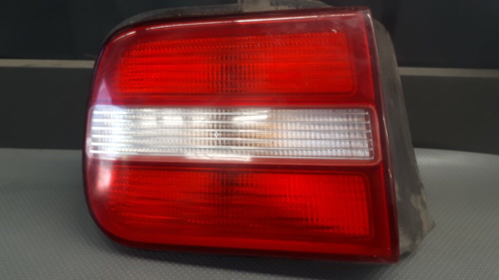 7780143 Lampa lewa LANCIA KAPPA SEDAN 94-01R