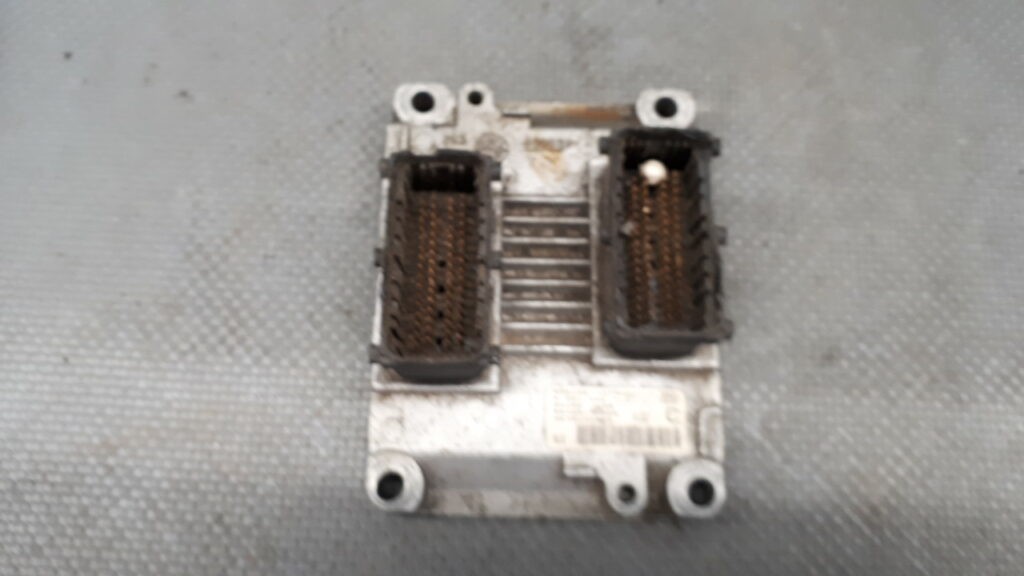 0261206715 Sterownik silnika Alfa Romeo 147 1,6