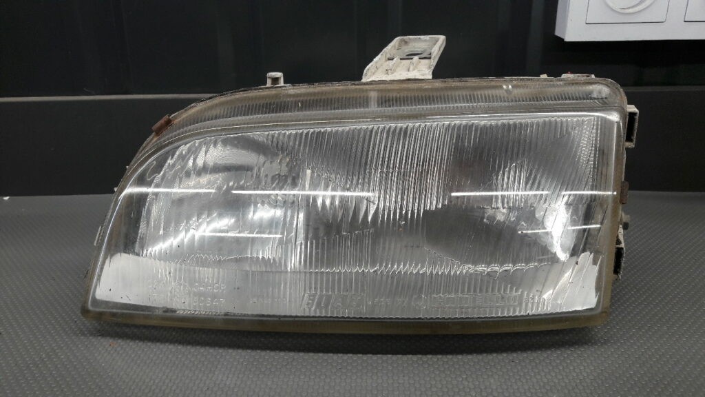 46402660 Reflektor lewy Fiat Punto I 93-99r
