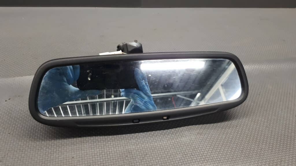 905-0659 lusterko wewnętrzne Volvo V50 04r