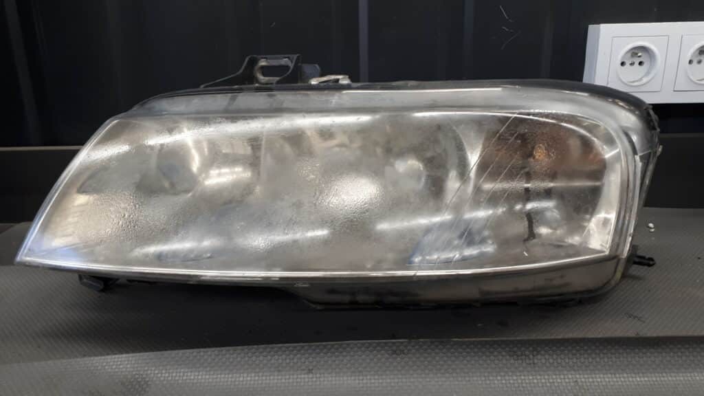 08-661-1134 Reflektor lewy FIAT STILO DEPO