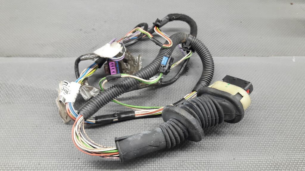 9653496980 wiazka drzwi prawy tyl Citroen C5 04-08r