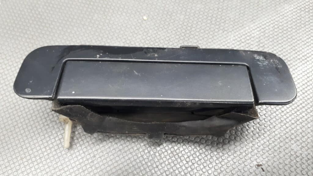 8A0839206 Klamka prawy tyl Audi A80 B4 92R