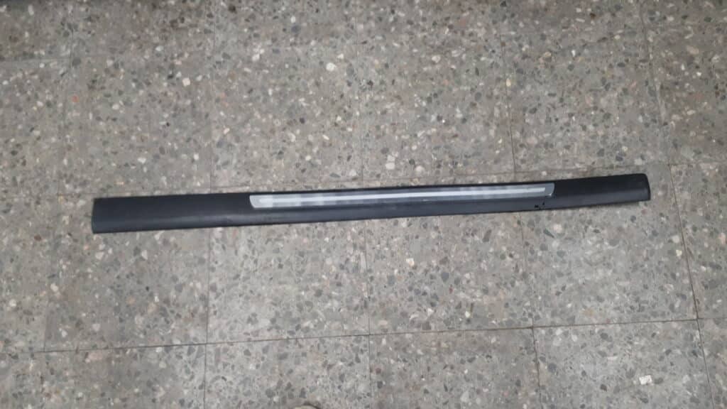 4F0853374H Listwa progowa prawy przod Audi A6 C6