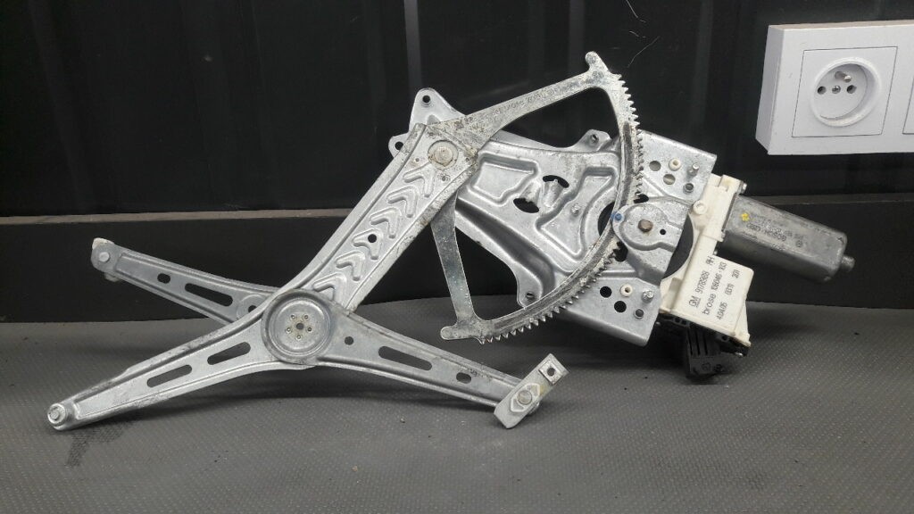 9178988rh Mechanizm szyby prawy przód Opel Vectra C 4D