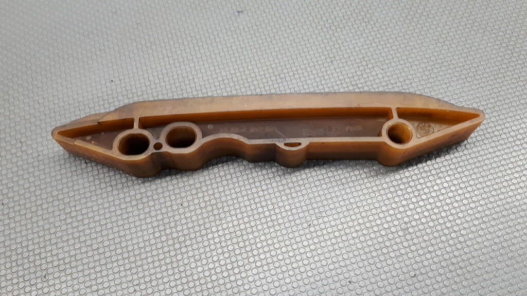 2249624 Slizg rozrzadu BMW E87 E90 2.0D