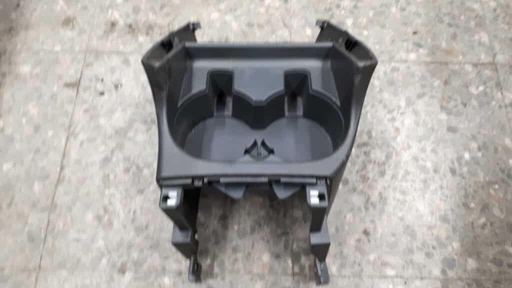 75820-59J00 Uchwyt na kubki Suzuki Aerio 05-07r