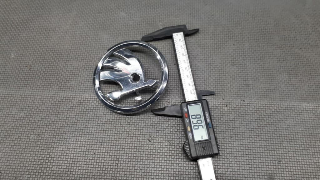 1ST853630A Emblemat znaczek Skoda Citigo